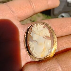 Antique Vintage 10K Solid Gold Shell Cameo Pendant Brooch Greek God